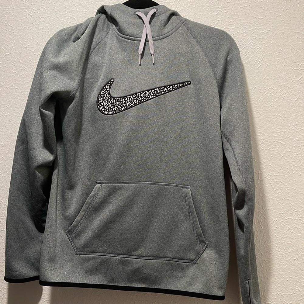 Women’s Nike Dri Fit Hoodie Size S